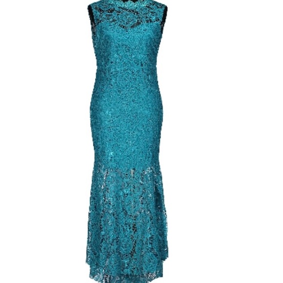 NWOT Elegent gown - Picture 3 of 4